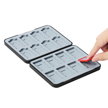 FUNLAB   X  Human Fall Flat 16-Slot Game Card Case